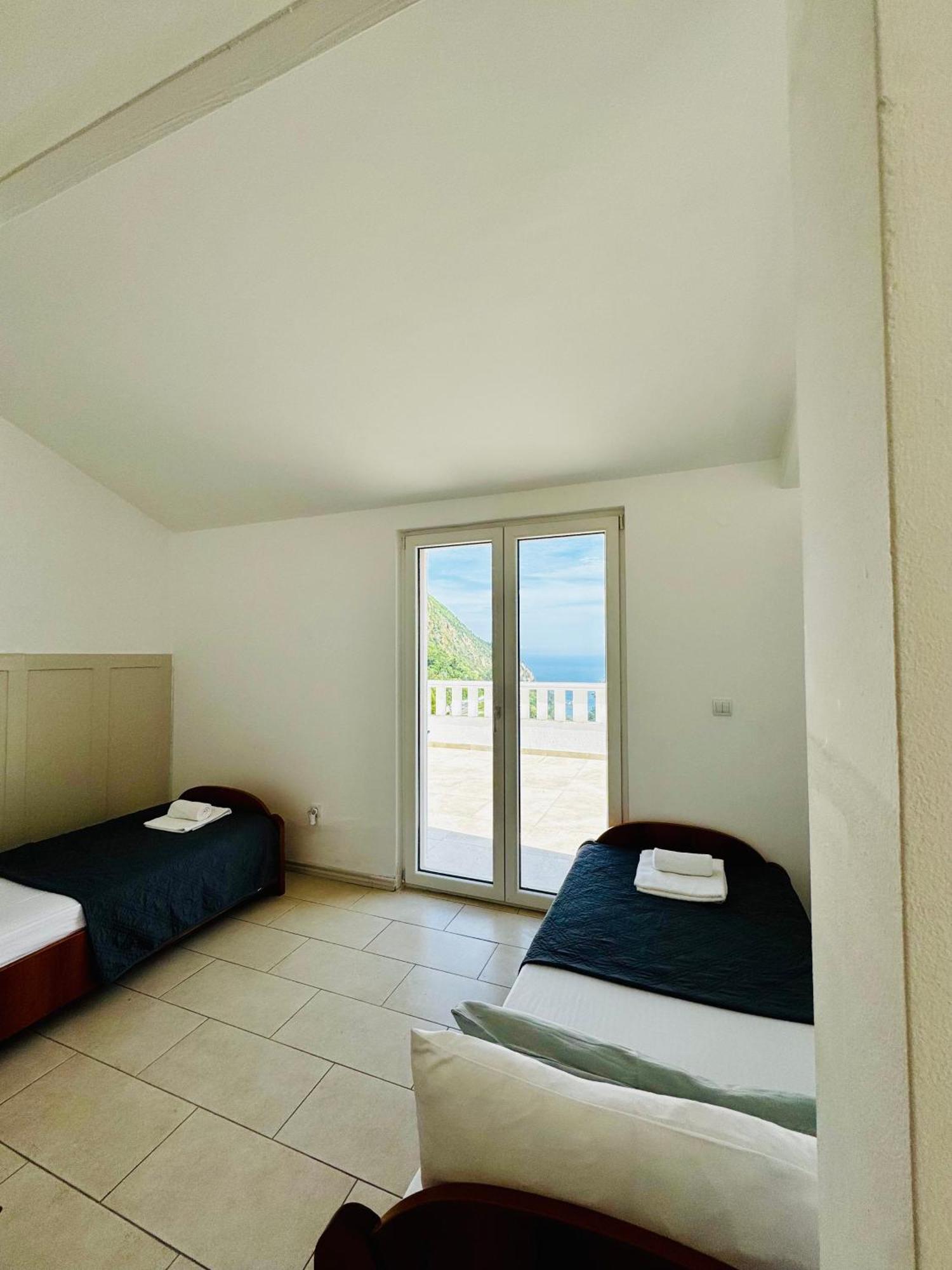 Budva Felix Suites Exterior foto